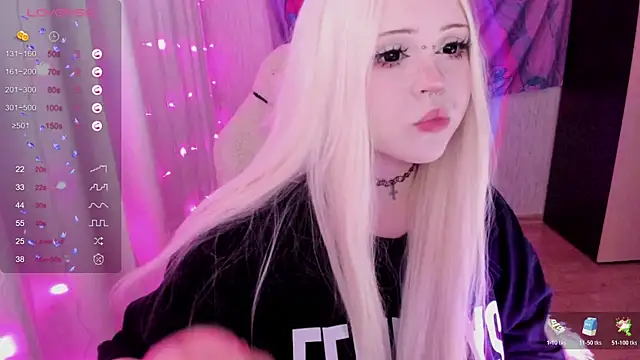Snapshot of SelenaCute chatting on 16, 6, 2026 SelenaCute online show from 16, 6, 2026