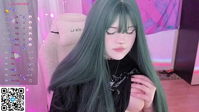 Snapshot of SelenaCute chatting on 13, 5, 2026 SelenaCute online show from 13, 5, 2026