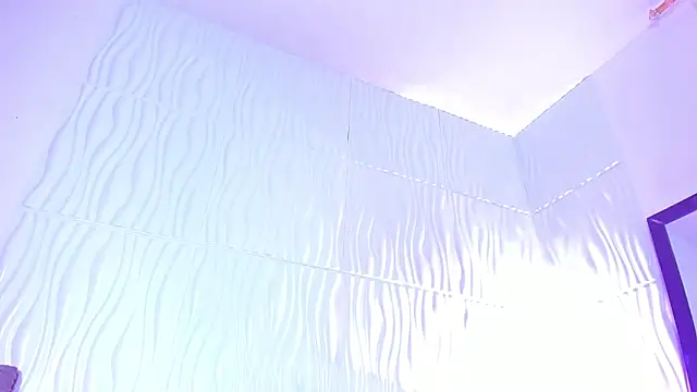 Abby  colins online show from 27, 4, 2026