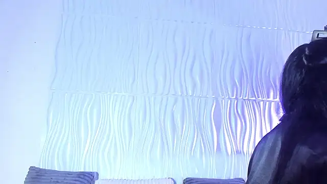 Abby  colins online show from 6, 4, 2026