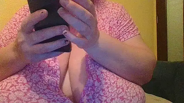 Nataliesbestjuggs online show from 29, 10, 2025