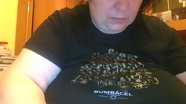 Nataliesbestjuggs online show from 14, 11, 2025