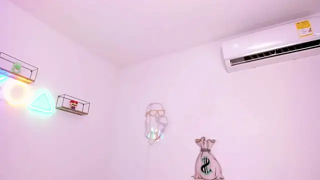 Snapshot of eileen_tanihara chatting on 16, 2, 2026 eileen tanihara online show from 16, 2, 2026