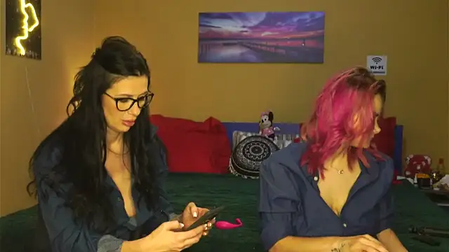 Snapshot of Tasty_Shape chatting on 3, 12, 2025 Tasty Shape online show from 3, 12, 2025