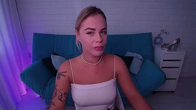 RikaRaily online show from 10, 9, 2025