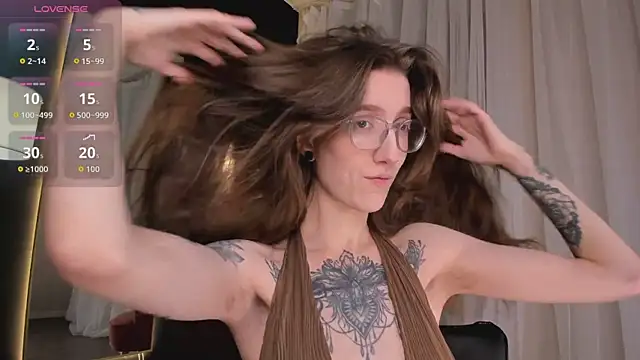 Snapshot of Lola_Missy chatting on 28, 11, 2025 Lola Missy online show from 28, 11, 2025