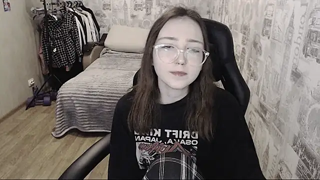 AmeliaKamishiro online show from 7, 12, 2024