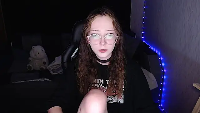 AmeliaKamishiro online show from 9, 10, 2025