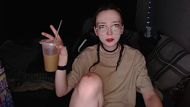 AmeliaKamishiro online show from 14, 11, 2025