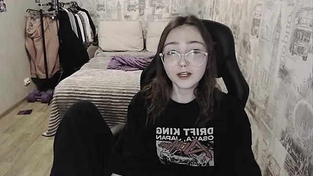 AmeliaKamishiro online show from 19, 12, 2024