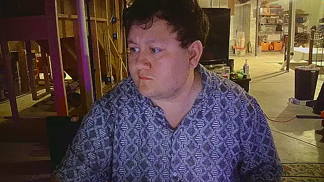 G  u  y online show from 28, 11, 2025