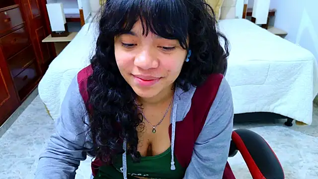 laureentt  online show from 17, 12, 2025