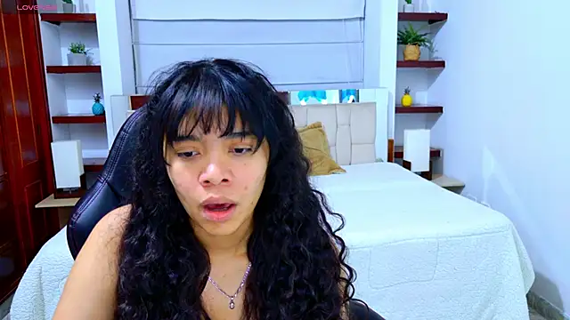 laureentt  online show from 19, 12, 2025