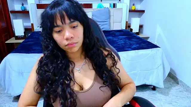 laureentt  online show from 24, 11, 2025