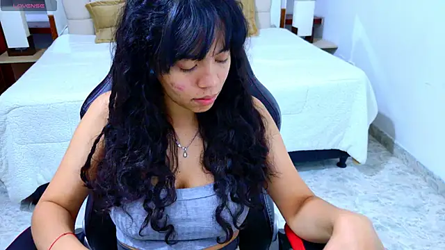 laureentt  online show from 22, 12, 2025