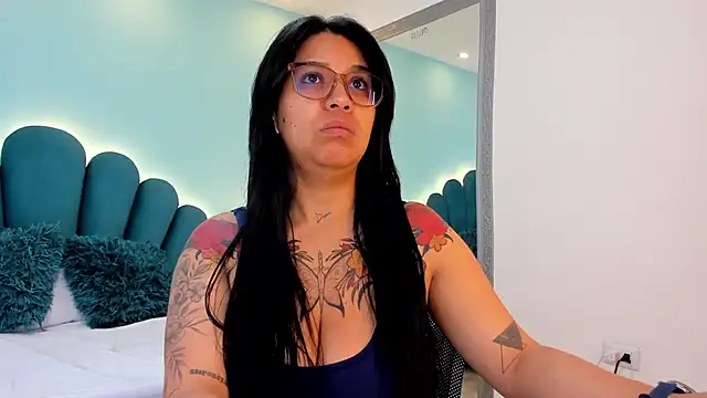 sharlott18 online show from 22, 2, 2026