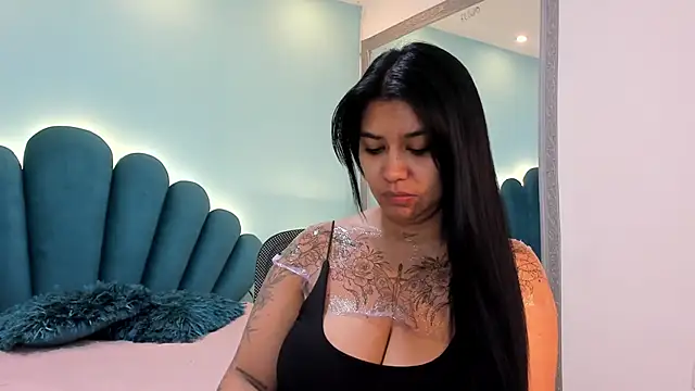 sharlott18 online show from 9, 1, 2026