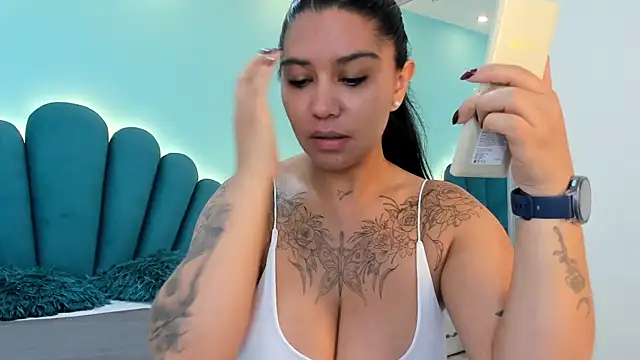 sharlott18 online show from 15, 1, 2026