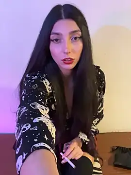 Felicia smok3 online show from 9, 10, 2025