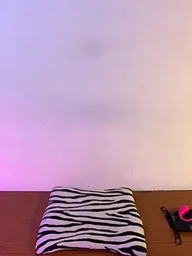 Felicia smok3 online show from 6, 1, 2026