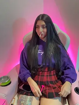 Felicia smok3 online show from 17, 4, 2026