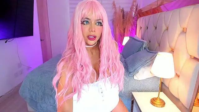 HOT LADY 777 online show from 24, 7, 2026