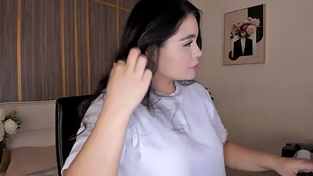 IsabellaAllen online show from 16, 4, 2026