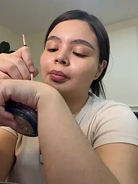 IsabellaAllen online show from 27, 6, 2026