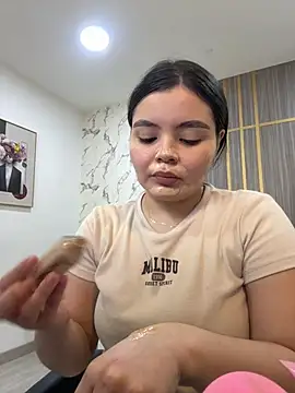 IsabellaAllen online show from 3, 7, 2026