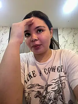 IsabellaAllen online show from 19, 4, 2026