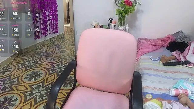 lovely trix online show from 7, 11, 2025