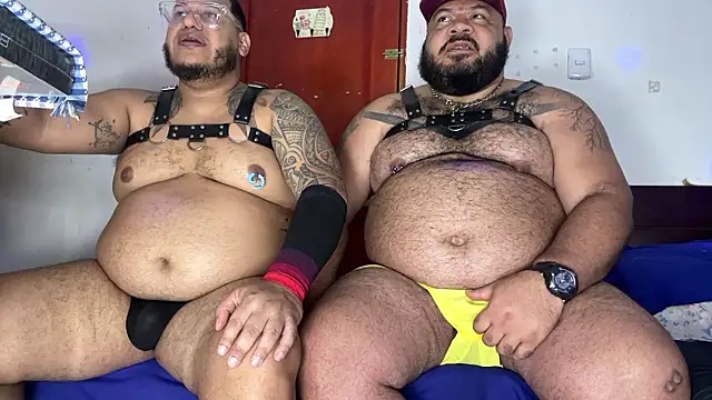 Latino bigcock online show from 14, 3, 2026