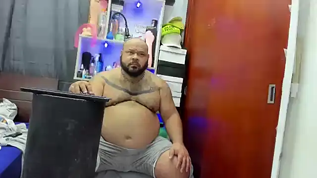 Latino bigcock online show from 22, 2, 2025