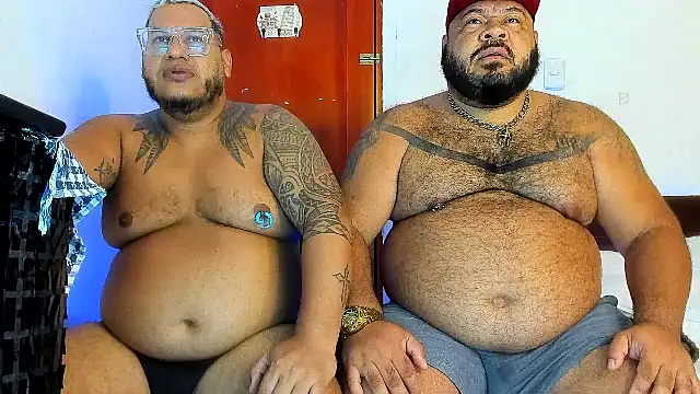 Latino bigcock online show from 1, 12, 2025