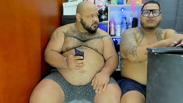 Latino bigcock online show from 18, 2, 2025