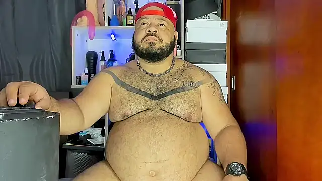 Latino bigcock online show from 14, 3, 2025