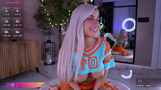 Serene Sophiex online show from 18, 5, 2026