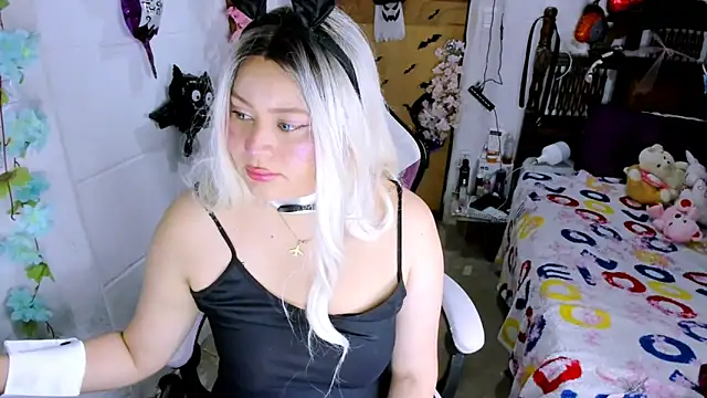 SofiaOlivares online show from 24, 10, 2025