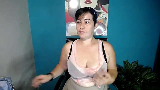 Snapshot of Sunny_rayz_ chatting on 15, 6, 2026 Sunny rayz online show from 15, 6, 2026