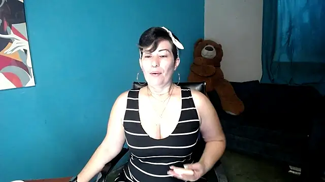 Snapshot of Sunny_rayz_ chatting on 13, 7, 2026 Sunny rayz online show from 13, 7, 2026