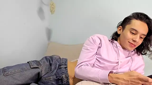 Snapshot of imcoltonalvin chatting on 24, 1, 2025 imcoltonalvin online show from 24, 1, 2025