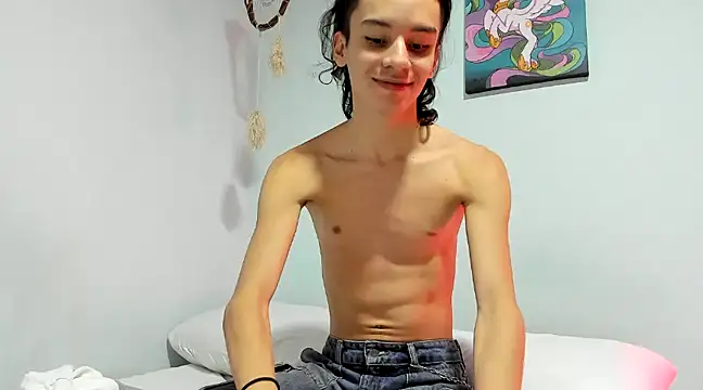 Snapshot of imcoltonalvin chatting on 6, 1, 2025 imcoltonalvin online show from 6, 1, 2025