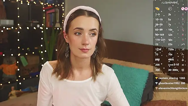 bananya kitty online show from 21, 12, 2025