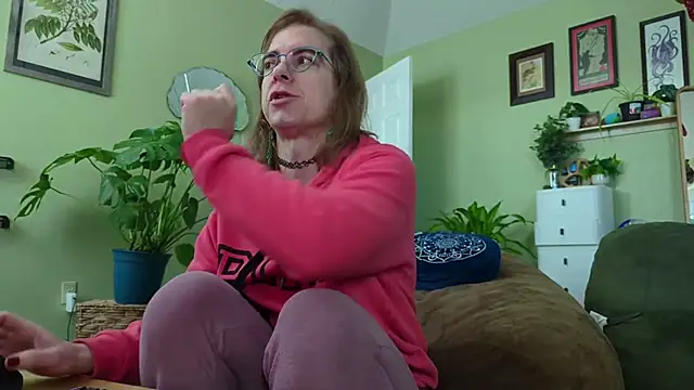 Linzy 19 online show from 11, 2, 2026