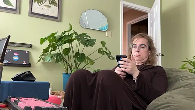 Linzy 19 online show from 17, 2, 2026