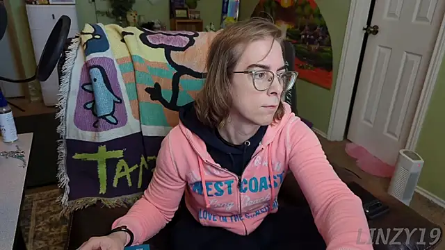 Linzy 19 online show from 16, 2, 2025