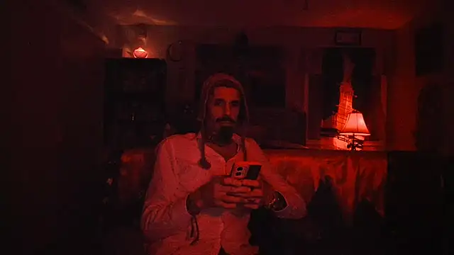 RoosterWabbit online show from 10, 3, 2025