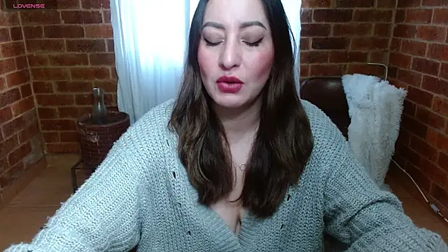 Snapshot of rashellroses22 chatting on 8, 5, 2026 rashellroses22 online show from 8, 5, 2026