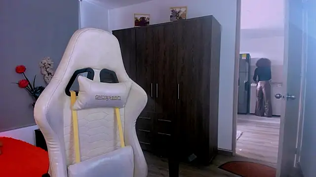 ScarlettMalbec online show from 22, 4, 2026