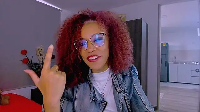 ScarlettMalbec online show from 15, 4, 2026